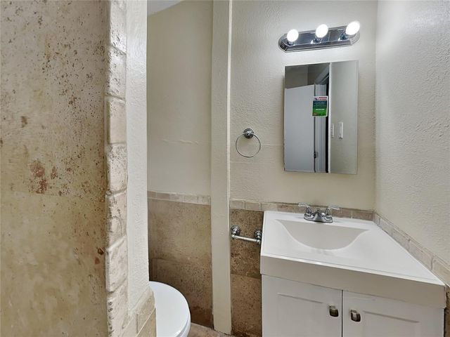 16 N SAN REMO AVENUE, Clearwater, FL 33755