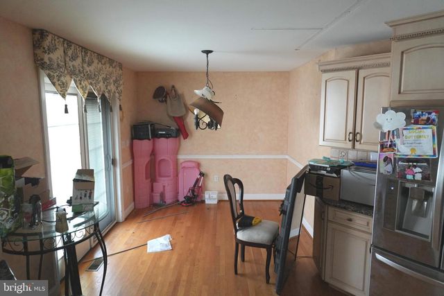 2407 VALLEY AVE, Wilmington, DE 19810