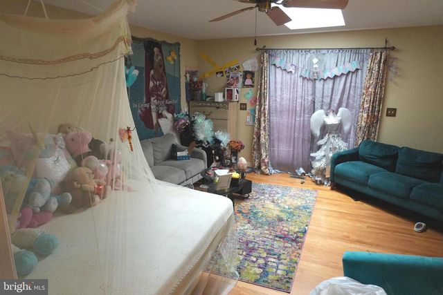 2407 VALLEY AVE, Wilmington, DE 19810