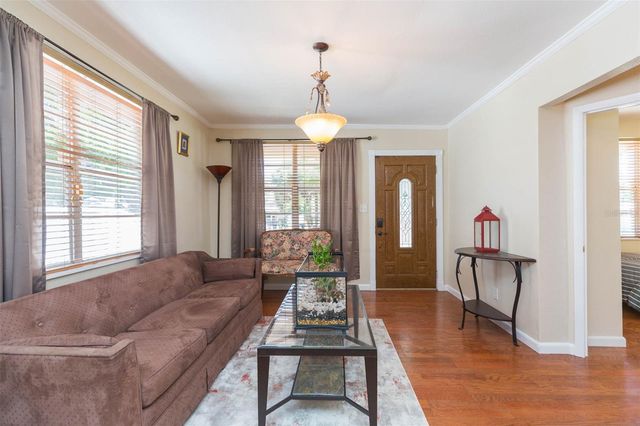 2504 E 12TH AVENUE, Tampa, FL 33605