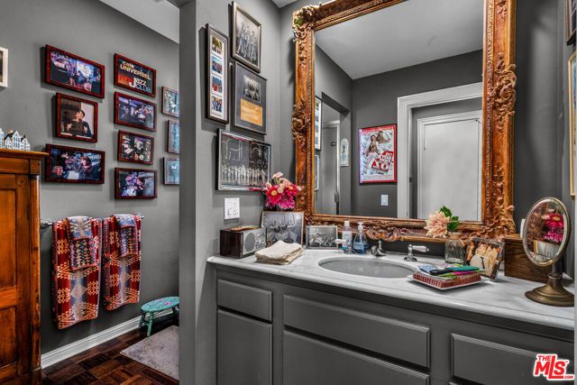 10128 Empyrean Way 203, Los Angeles, CA 90067