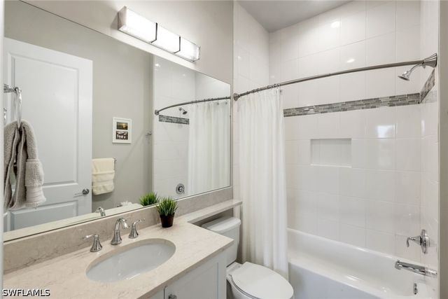 28558 Lobos CIR, Bonita Springs, FL 34135