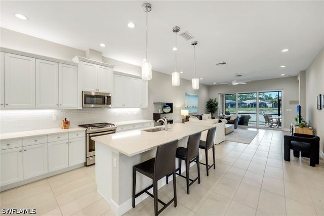 28558 Lobos CIR, Bonita Springs, FL 34135