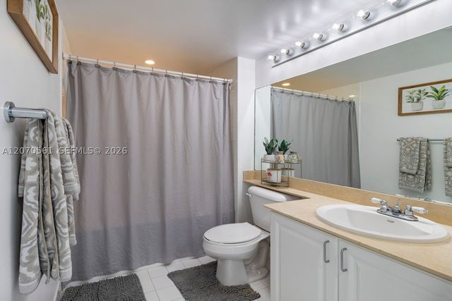 90 Alton Rd 1005, Miami Beach, FL 33139