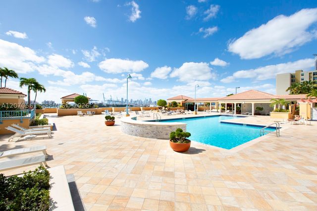90 Alton Rd 1005, Miami Beach, FL 33139