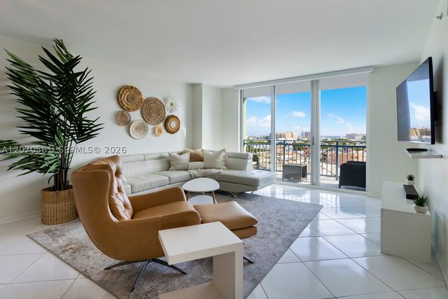 90 Alton Rd 1005, Miami Beach, FL 33139