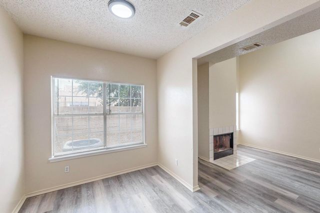 919 Fairbanks Circle, Duncanville, TX 75137