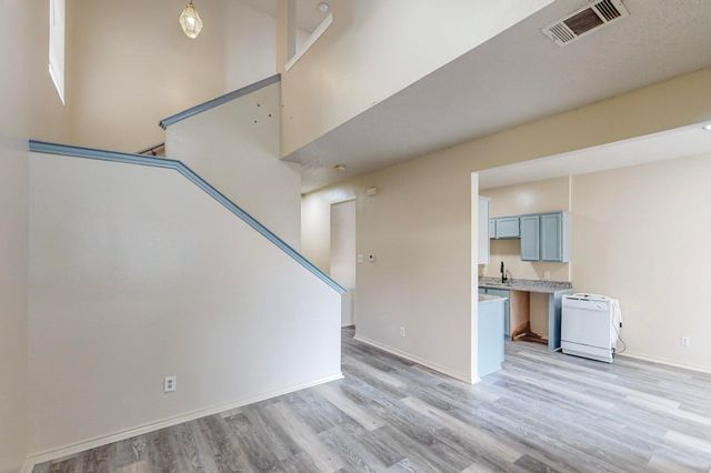 919 Fairbanks Circle, Duncanville, TX 75137