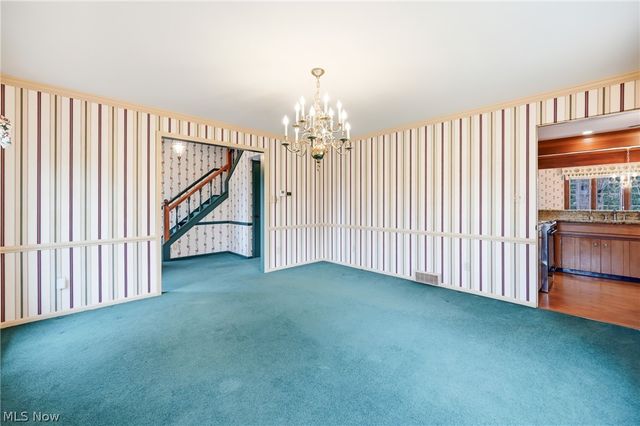 930 Highland Avenue, Salem, OH 44460