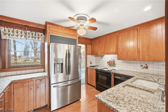 930 Highland Avenue, Salem, OH 44460