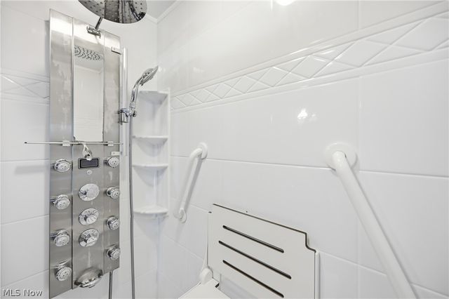 930 Highland Avenue, Salem, OH 44460