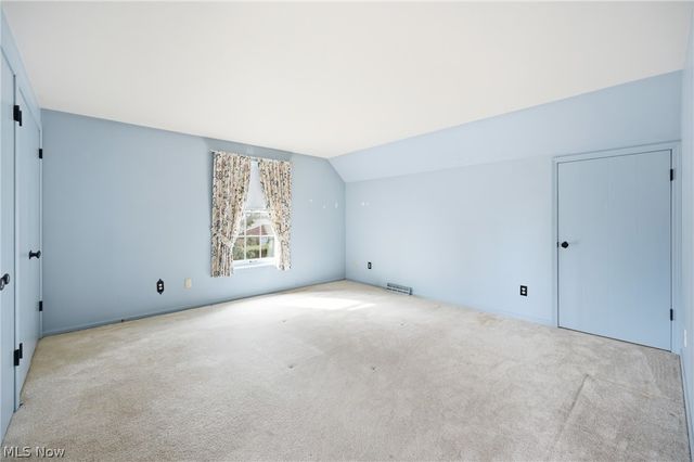 930 Highland Avenue, Salem, OH 44460