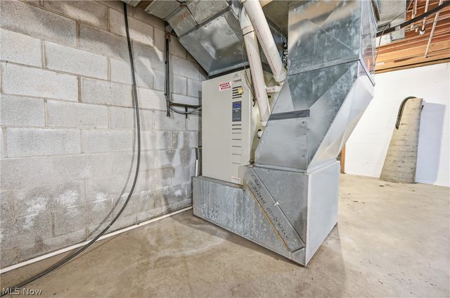 930 Highland Avenue, Salem, OH 44460