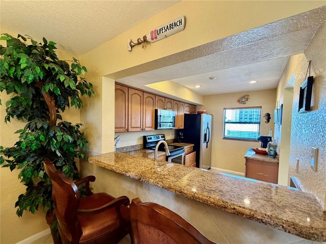 5151 N HIGHWAY A1A 212, Hutchinson Island, FL 34949