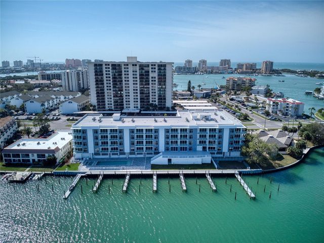 415 ISLAND WAY 207, Clearwater Beach, FL 33767
