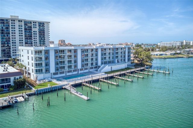 415 ISLAND WAY 207, Clearwater Beach, FL 33767