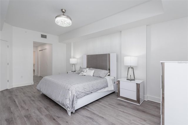 415 ISLAND WAY 207, Clearwater Beach, FL 33767