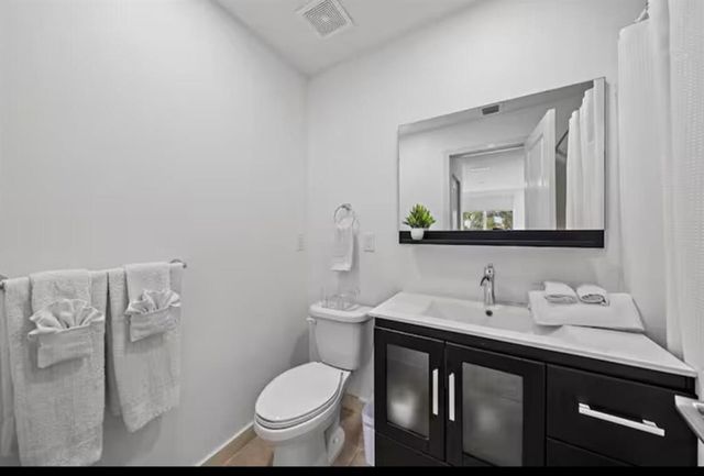 1559 W 26th Court, Riviera Beach, FL 33404
