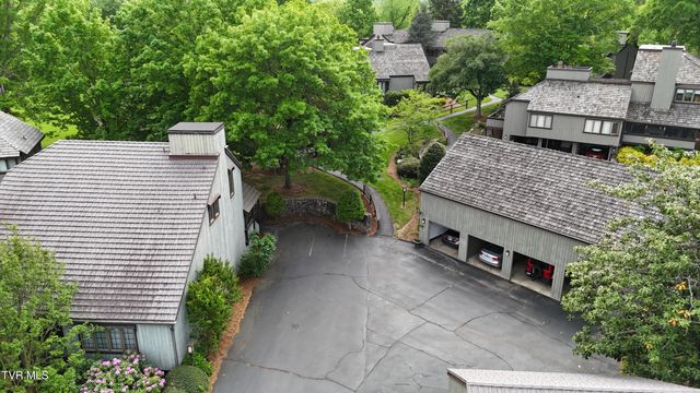 15 Crown Circle, 15, Kingsport, TN 37660