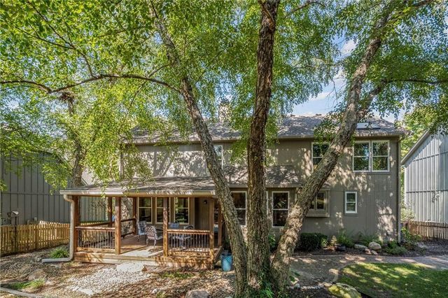 6115 W 157th Street, Overland Park, KS 66223