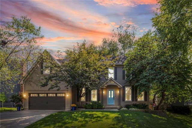 6115 W 157th Street, Overland Park, KS 66223