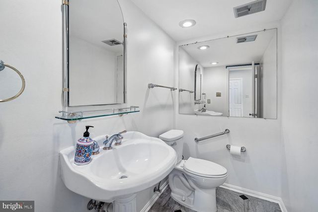 1932 OLIVINE CT, Silver Spring, MD 20904