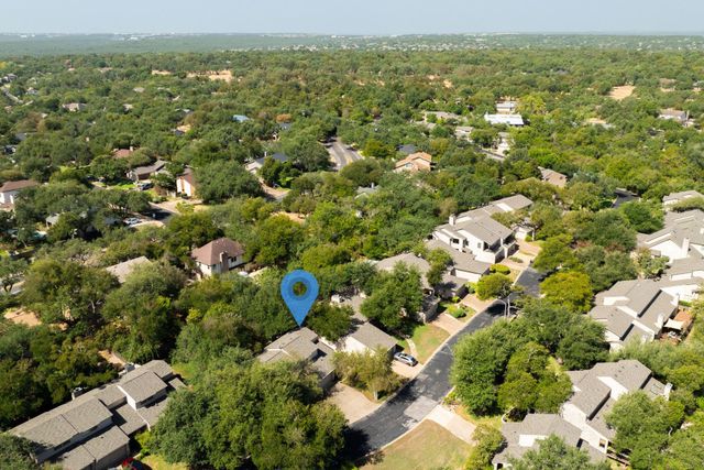 9518 Topridge DR 21, Austin, TX 78750