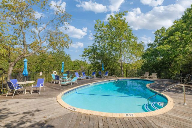 9518 Topridge DR 21, Austin, TX 78750