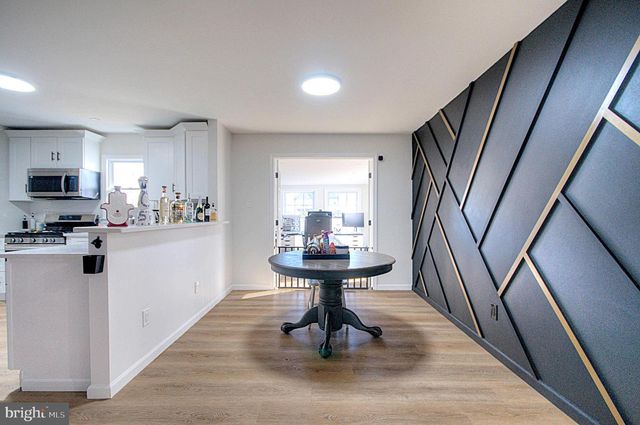 302 SYCAMORE AVE, Egg Harbor Township, NJ 08234