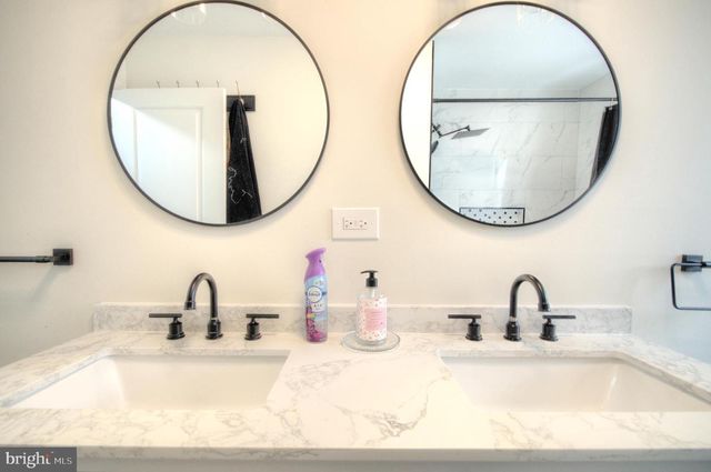 302 SYCAMORE AVE, Egg Harbor Township, NJ 08234