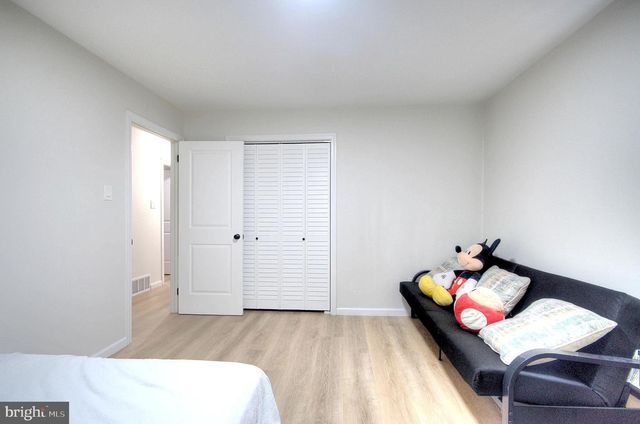 302 SYCAMORE AVE, Egg Harbor Township, NJ 08234