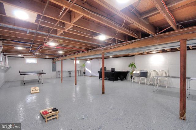 302 SYCAMORE AVE, Egg Harbor Township, NJ 08234