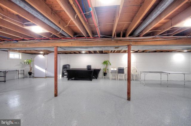 302 SYCAMORE AVE, Egg Harbor Township, NJ 08234