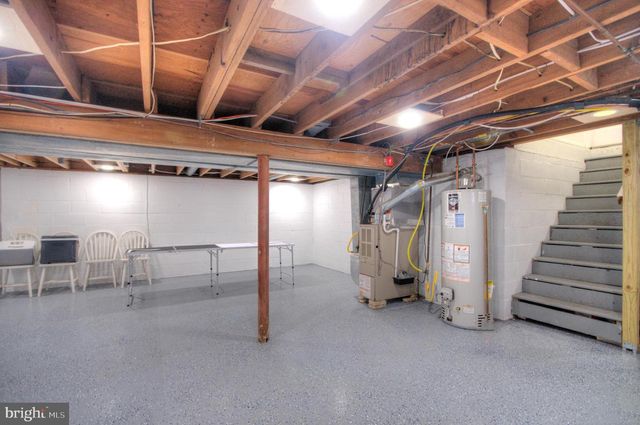 302 SYCAMORE AVE, Egg Harbor Township, NJ 08234