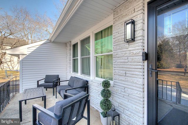 302 SYCAMORE AVE, Egg Harbor Township, NJ 08234