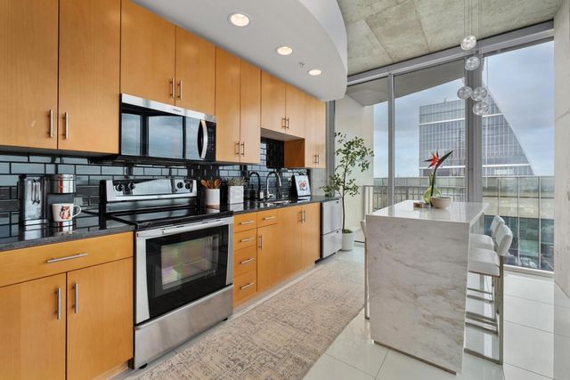 360 Nueces ST 3602, Austin, TX 78701