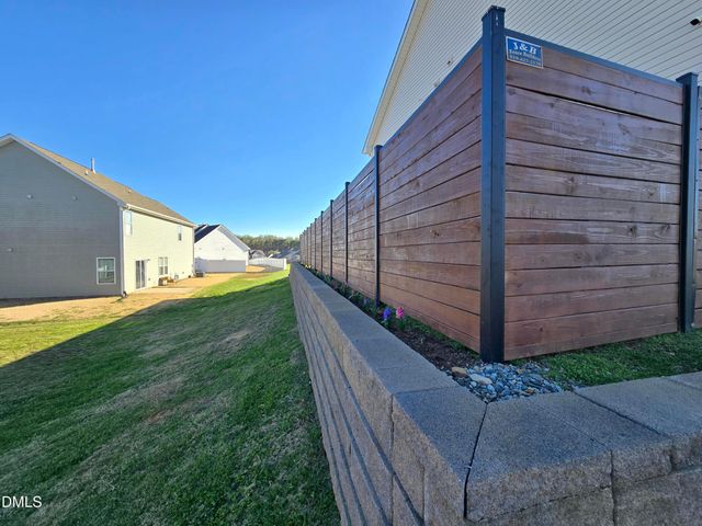 202 Campaign Drive, Mebane, NC 27302