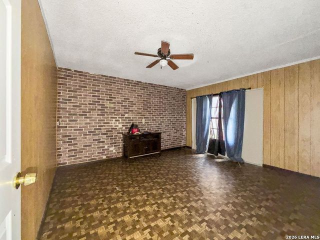 510 KERNAN DR, San Antonio, TX 78227