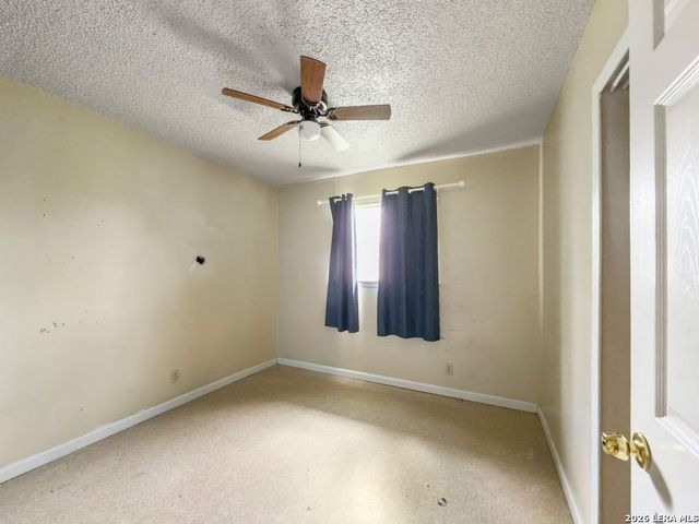 510 KERNAN DR, San Antonio, TX 78227