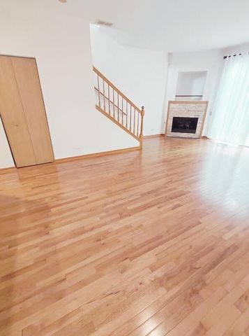 2508 Carrolwood Road 2508, Naperville, IL 60540