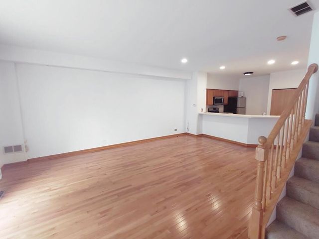 2508 Carrolwood Road 2508, Naperville, IL 60540