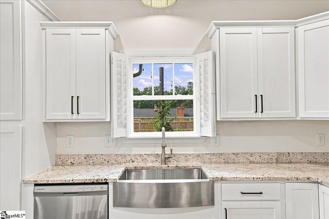 314 Roscoe Drive, Greer, SC 29651