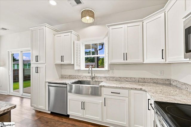 314 Roscoe Drive, Greer, SC 29651