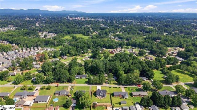 314 Roscoe Drive, Greer, SC 29651