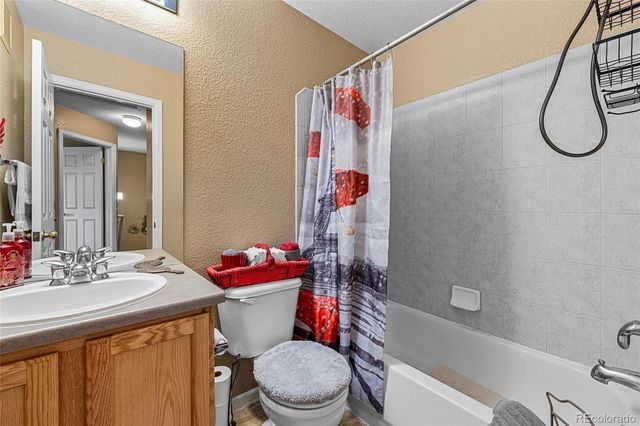 20405 E Quincy Drive, Centennial, CO 80015