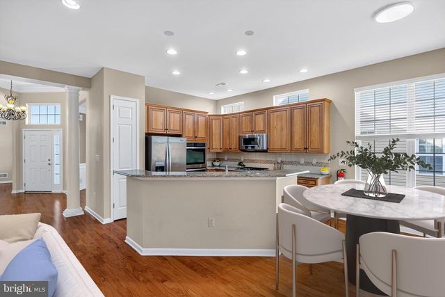 24 FISHER ISLAND CT, Monroe Township, NJ 08831