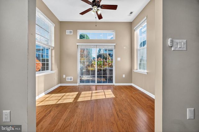 24 FISHER ISLAND CT, Monroe Township, NJ 08831