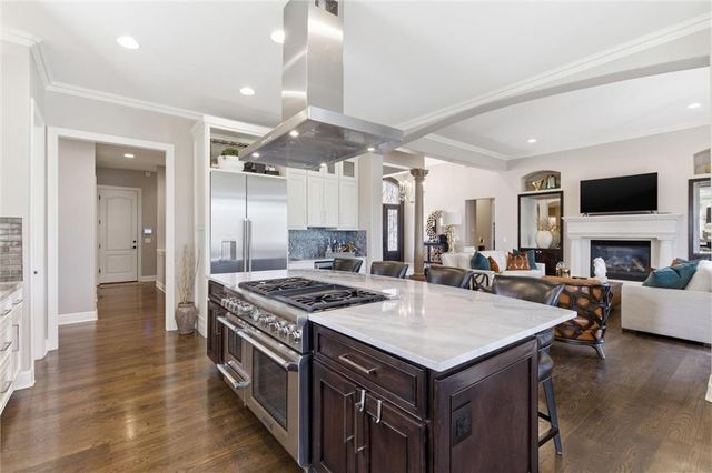 14301 Cedar Street, Leawood, KS 66224