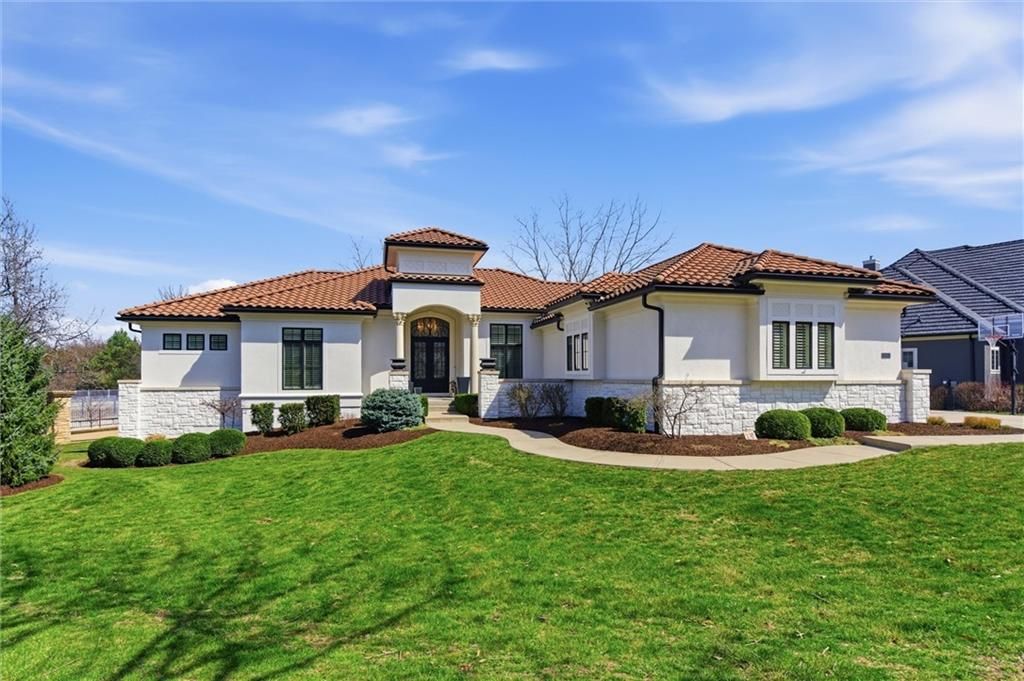 14301 Cedar Street, Leawood, KS 66224