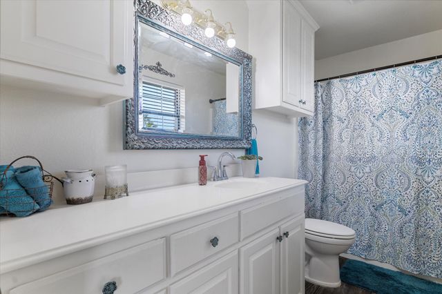 233 Reast Road, Whitesboro, TX 76273